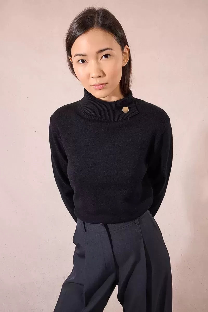 Pull col roule boutonne