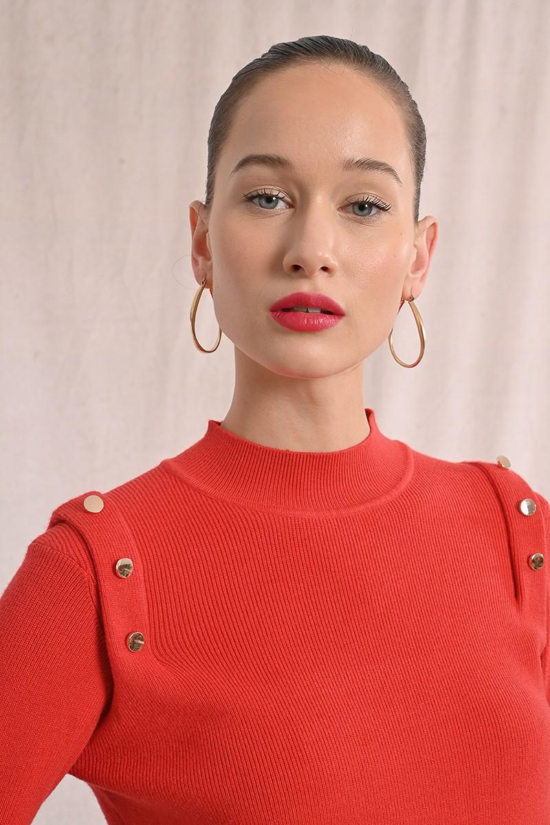 Pull fin à épaulette