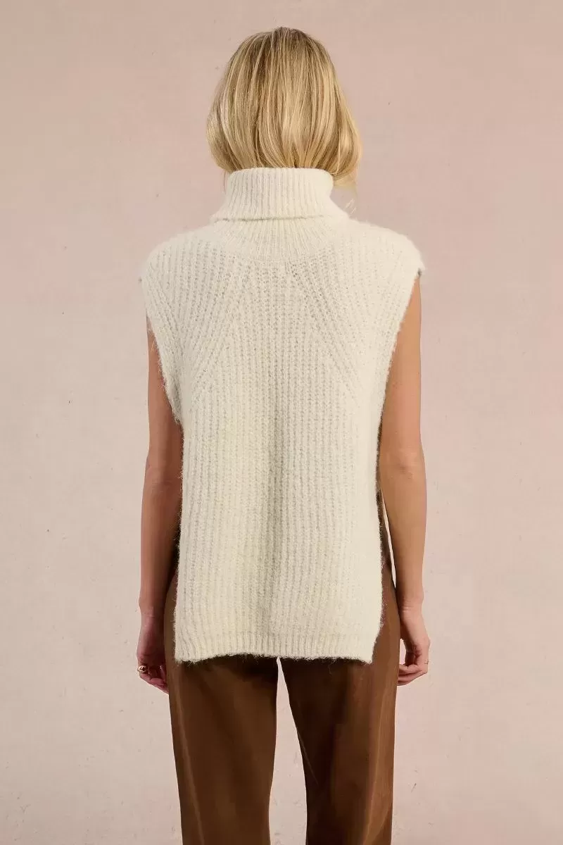 pull col roulé sans manches