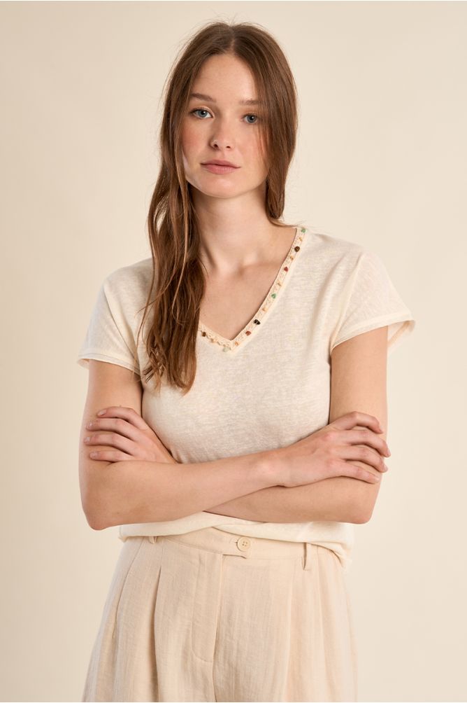 T shirt col v avec broderie et perles
